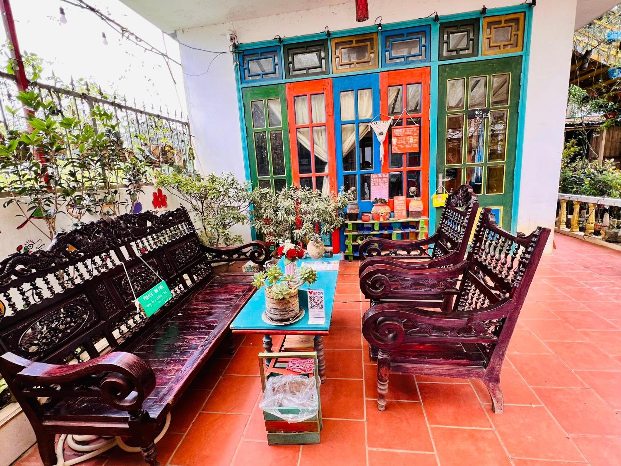 Апартаменты Saigonese Trekking House Шапа Экстерьер фото